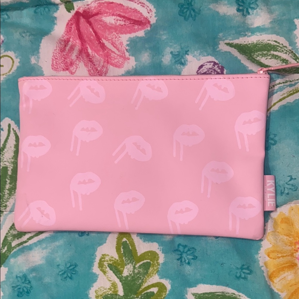 Kylie Pink Lip Print Pouch